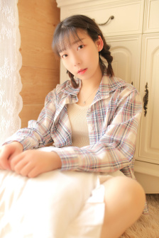 月亮与乳房